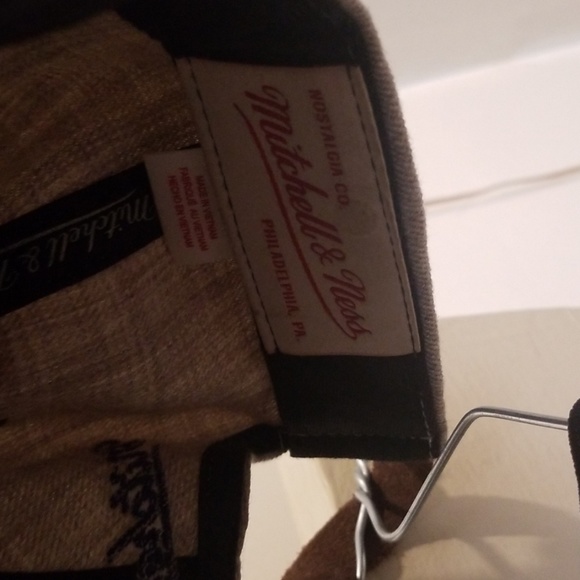 Mens h&m downtown jacket with matching Raptors - Picture 7 of 8